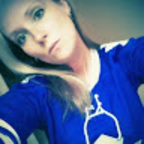 Meet your Posher, Breanne - Picture 1 of 1